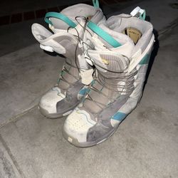 Salomon F20 Snowboard Boots Men’s Size 10 