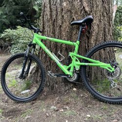 Iron Horse Maverick 4.6 Full Suspension Mountain Bike – Disc Brakes 