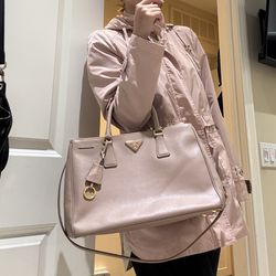 Prada Saffiano Lux Leather Galleria Double Zip Tote Medium – Cammeo Beige Pink w/ Strap