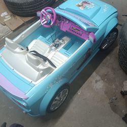 Power Wheels Disney Frozen Ford Mustang 12V battery-powered