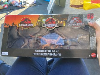 Jurassic Park Velociraptor Trilogy Set