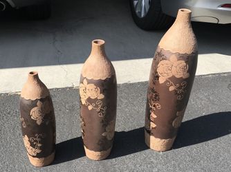 Contemporary and modern clay vase ( set of three