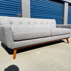 Brand New. Mic Century Modern Sofa. Modway Brand. $449
