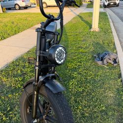 High-Power Electric Bike | Smooth Ride | Great for Daily Commute
