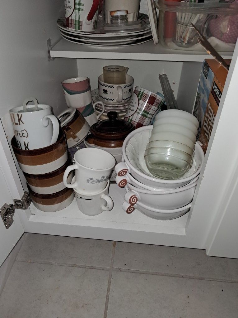 Dish Cups Bowls Spoons 1$ Each