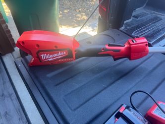 Milwaukee trimmer