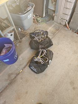 Snow Chains For 16 Inch To 20 Inch