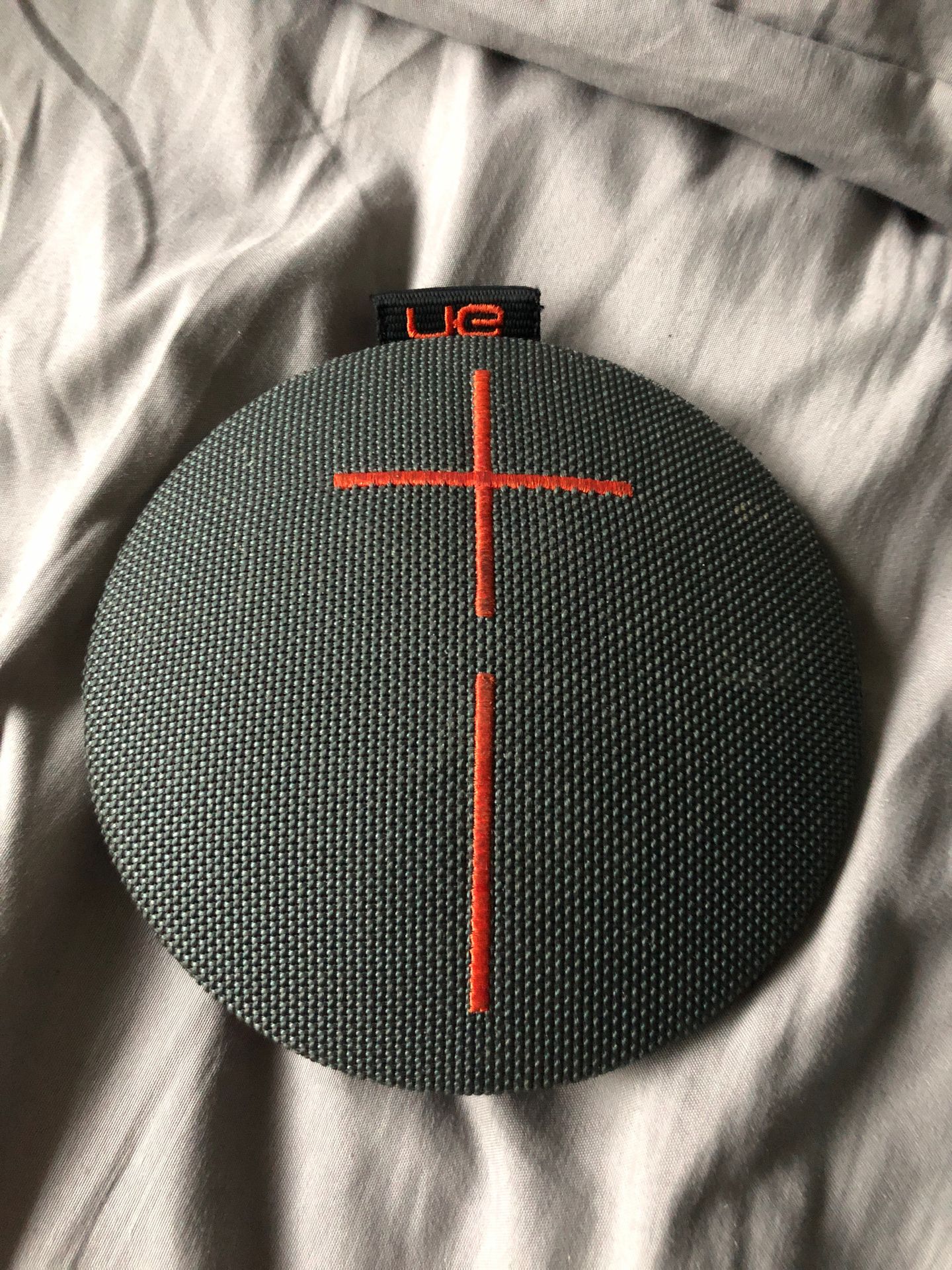 UE Roll Speaker