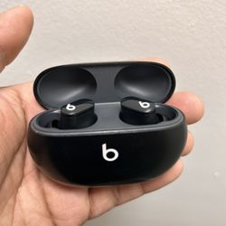 Beats Studio Buds