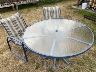 Outdoor Patio Table