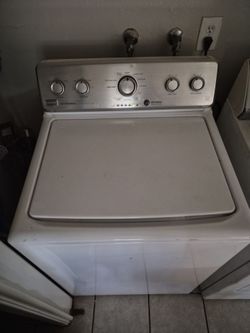 Washer / Elect dryer set !   Works great !  Moving sale .