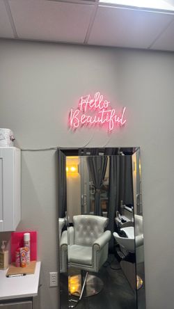 Neon light sign