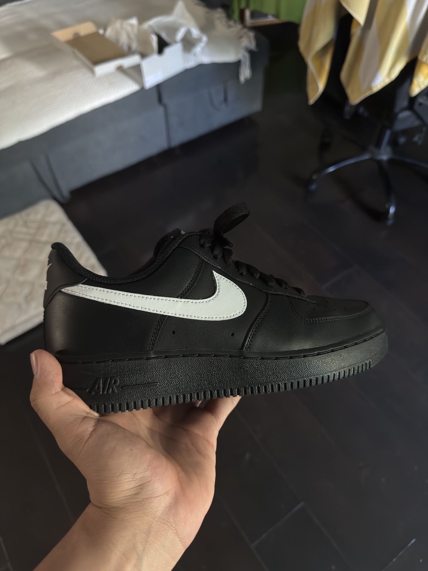 Nike Air Force 1 Black