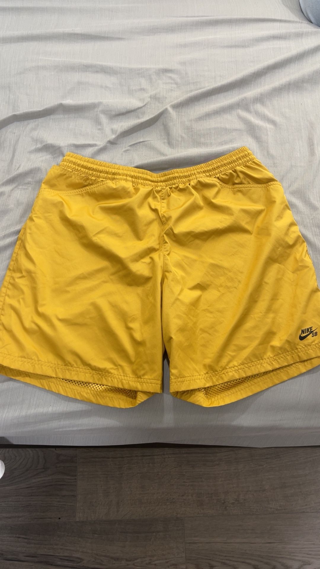 Nike Shorts Size Large