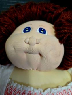Xavier Roberts 1978 Signed Cloth Doll Brunette Curly Hair Blue Eyes Outfit