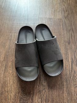 Nike calm slides