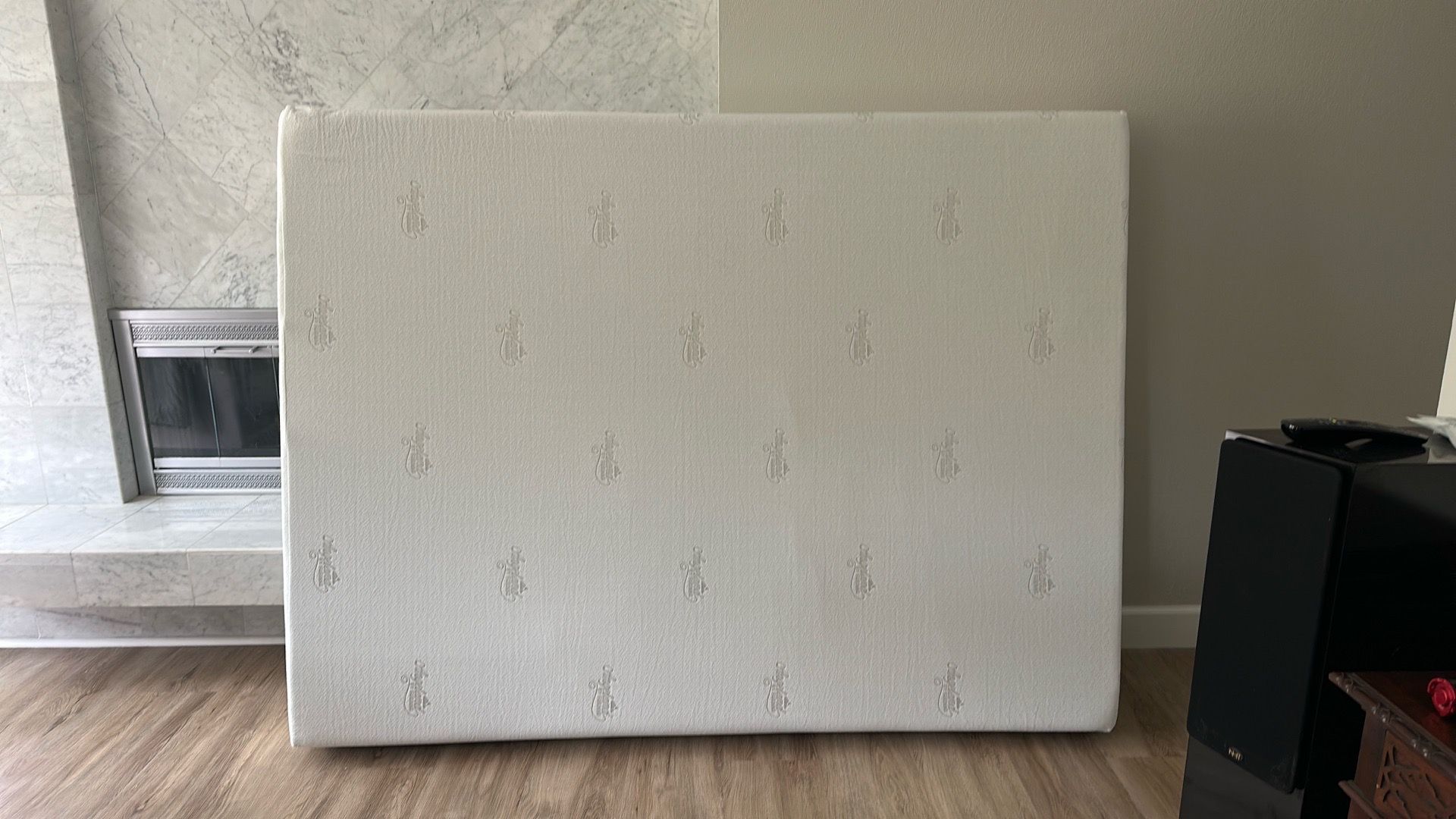 Queen Angeland by Furinno Mattress
