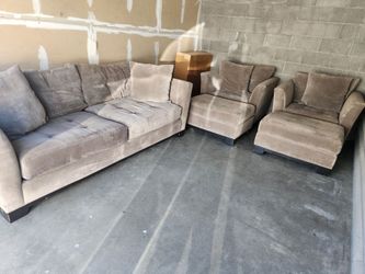 AMAZING LIVING ROOM SET