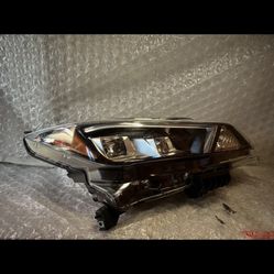 2018 2019 2020 2021 2022  NISSAN LEAF RIGHT PASSENGER SIDE LED HEADLIGHT OEM USED