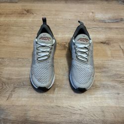Nike Air 270s