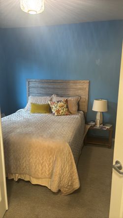 Queen size bed with headboard FREE