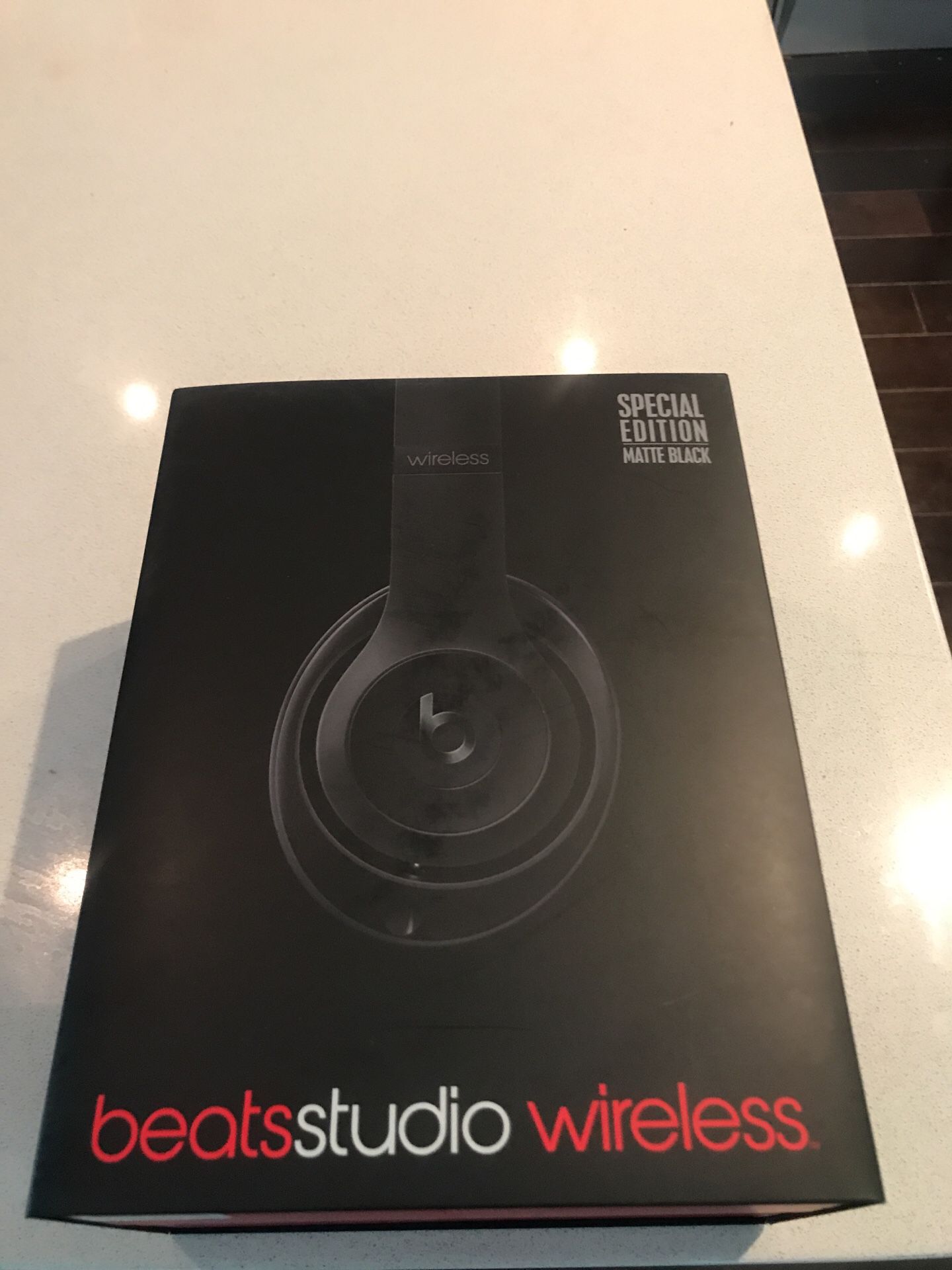 Beats Studio Wireless by Dr Dre. Special Edition Matte Black