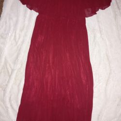 1XL Beautiful flowy Overshoulder Dress