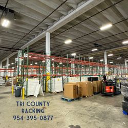 Warehouse Liquidation Sale Teardrop Industrial Supplies Pallet Racks Beams Uprights Forklifts 