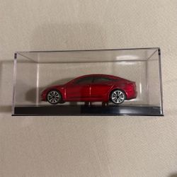Official Tesla Model 3 1:43 Scale Diecast Model (Red) - Good Condition