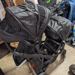 Thule double stroller