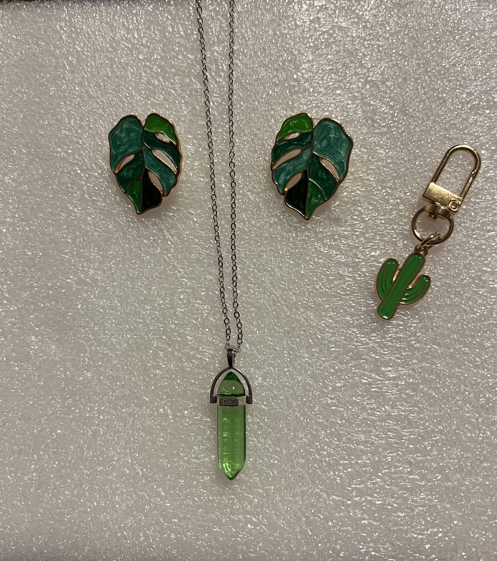 Plant Earrings, Necklace And Small Keychain Jewelry Set