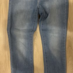 ****LEVI’s Jeans****