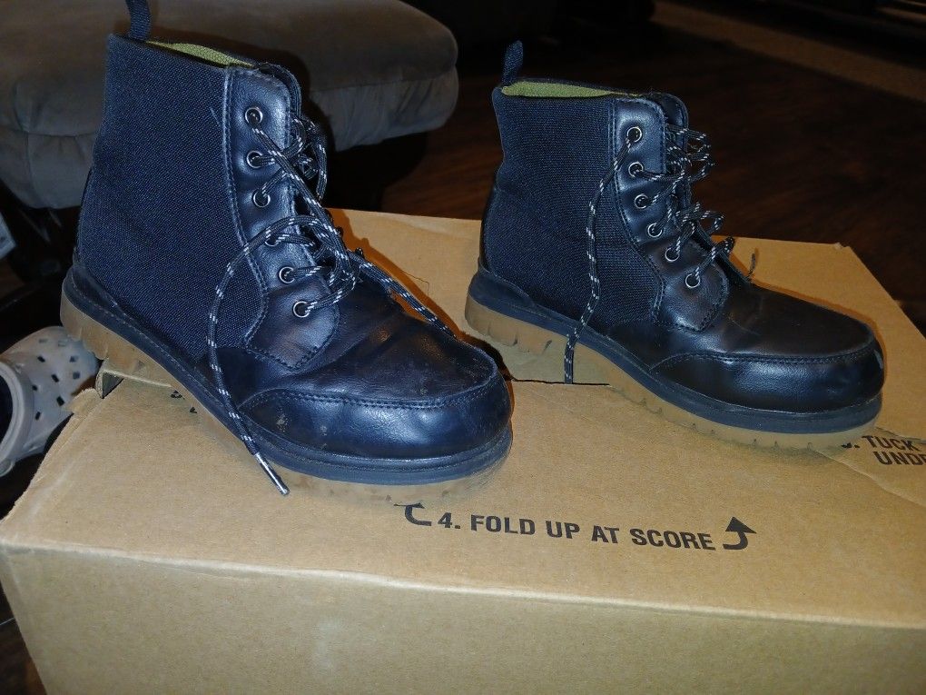 Youth 2 Black Boots
