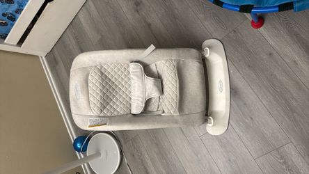 Graco Baby Bouncer Seat