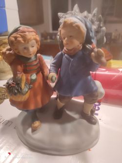 one to sell?

Sell now

1981 Avon Keeping The Christmas Tradition Memories Series Porcelain Figurine

