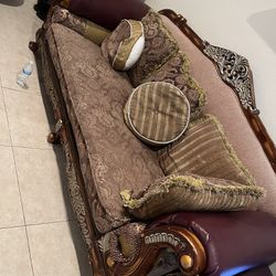 Lv Car Headrest Pillow for Sale in Las Vegas, NV - OfferUp