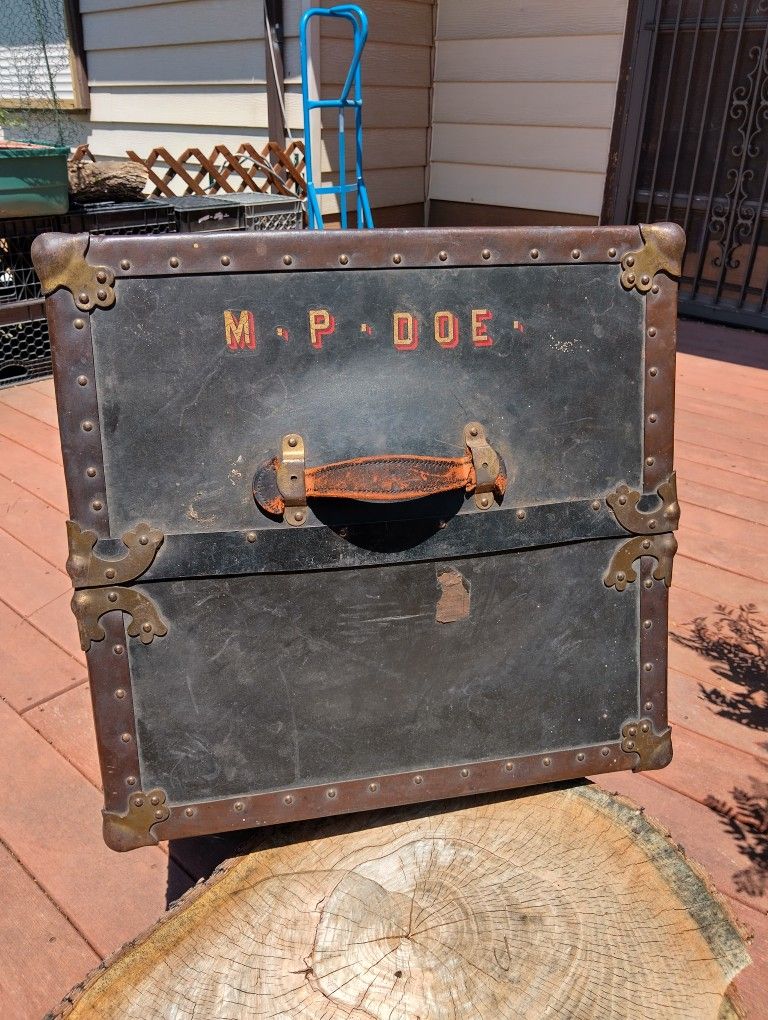 1900s Steamer Trunk