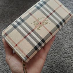 Burberry Women's Wallet