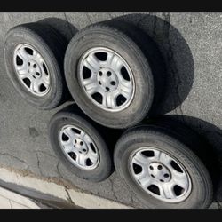4 - 235/65r16 5x4.5 Stock Toyota Rav4 Civic Camry Kia Optima Honda Cr-v Crv Sentra Altima Rims Wheels Good Tires!!!!!