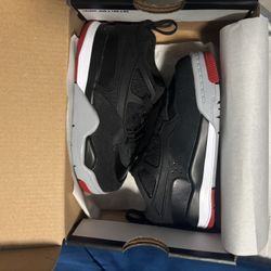 Jordan Retro 4 Breds 