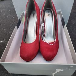🔥FLASH SALE🔥 NEW MOSSIMO RED HEELS WOMENS 8.5 👠 