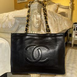 Chanel CC Chain Tote