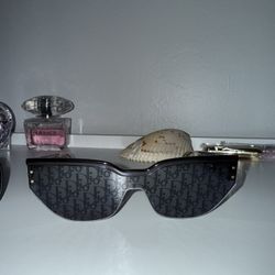 Dior M3U Sunglasses