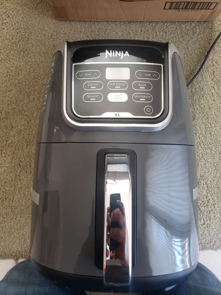 Ninja Air Fryer AF161 for Sale in Sacramento, CA - OfferUp