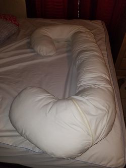 Pilow maternity and stuf for baby girl