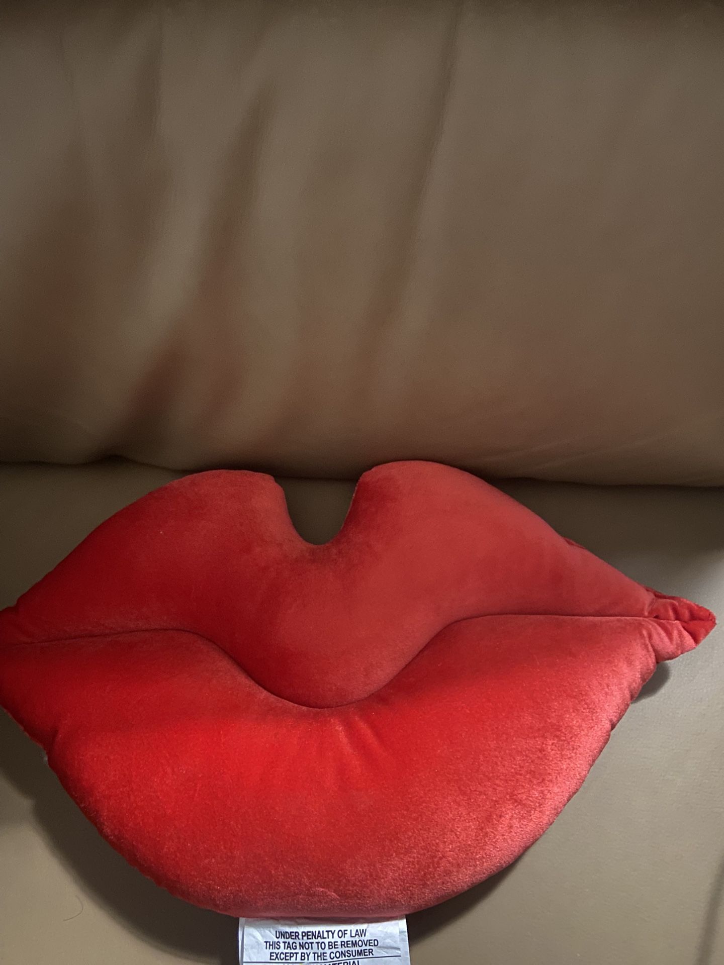 Selling Stuff Lips New For Valentines