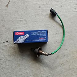 2009 Honda Accord LX-P DENSO Upstream O2 Sensor. $20 Retail For 150$