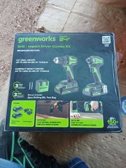 Drill/ impact driver combo kit