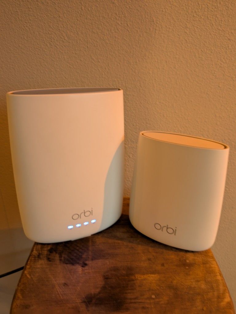Netgear Orbi Cable Modem And Router+ WiFi Extender