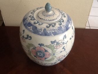 oriental vase